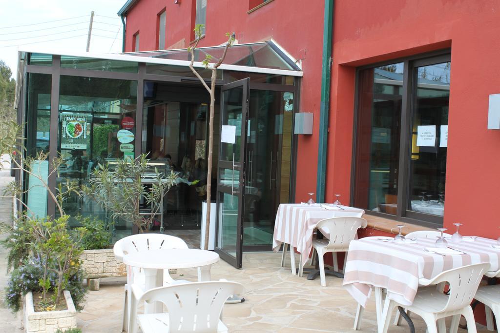 Hotel Picasso Torroella de Montgrí Exteriör bild